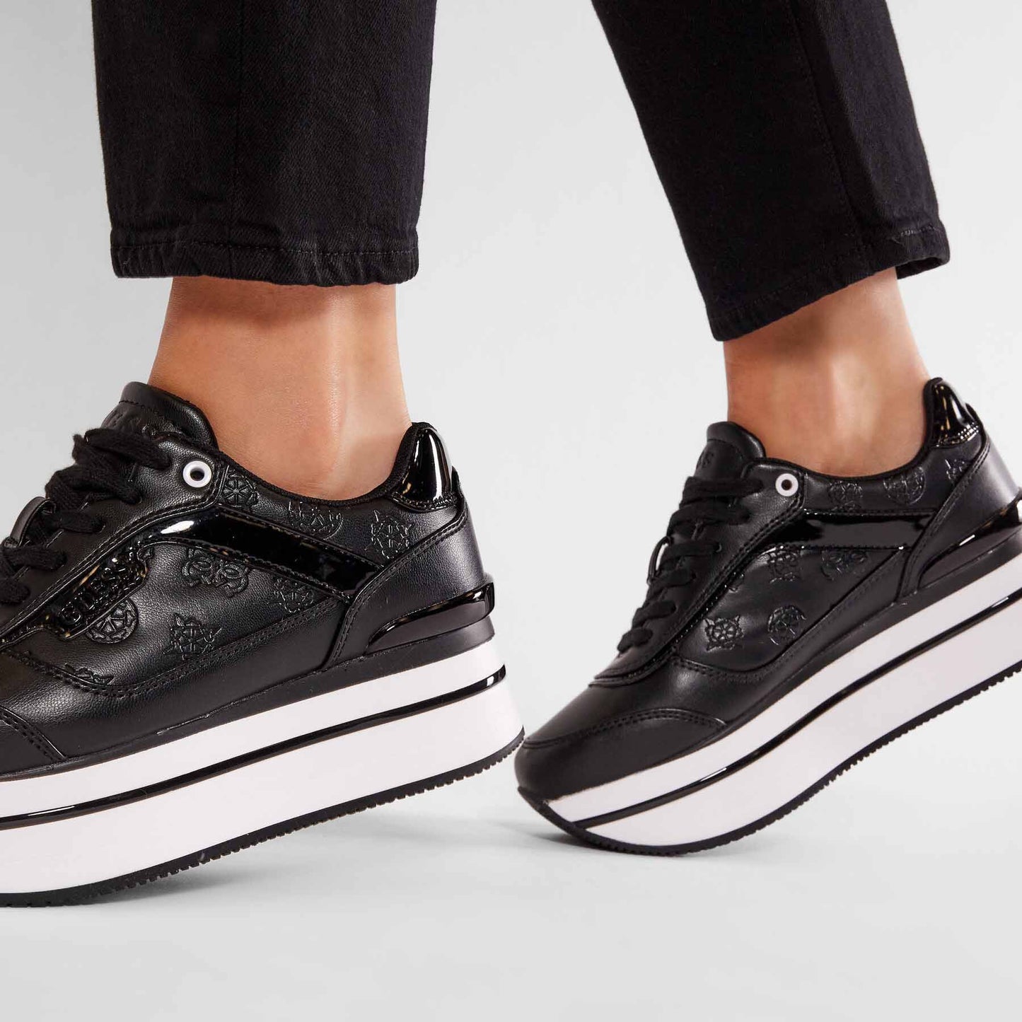 Guess Sneakers Black