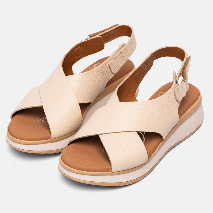 Prignani sandali in pelle con incrocio a strappo in pelle Beige