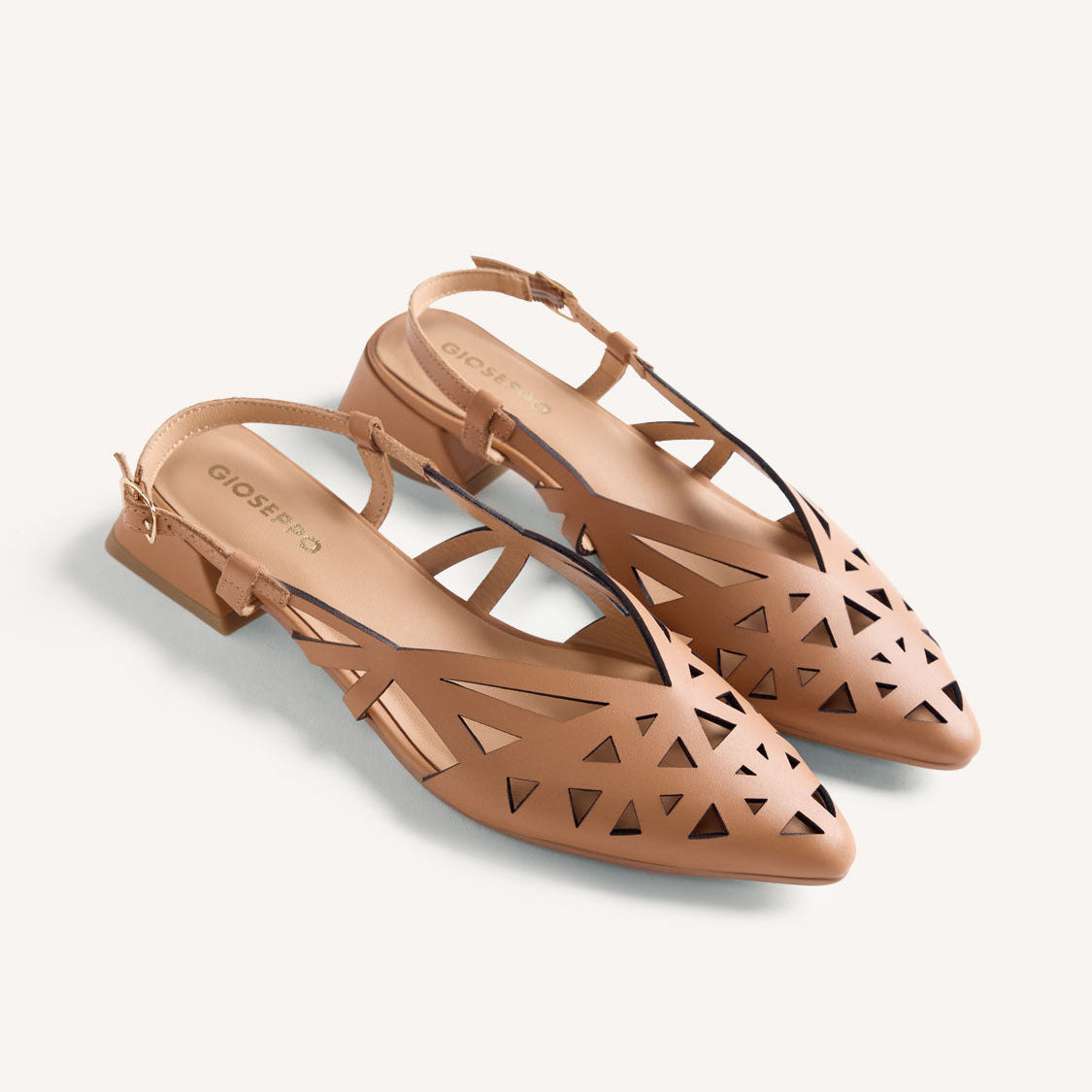 Gioseppo slingback traforate in pelle camel