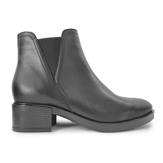 Melluso stivaletto in pelle con tacco Nero