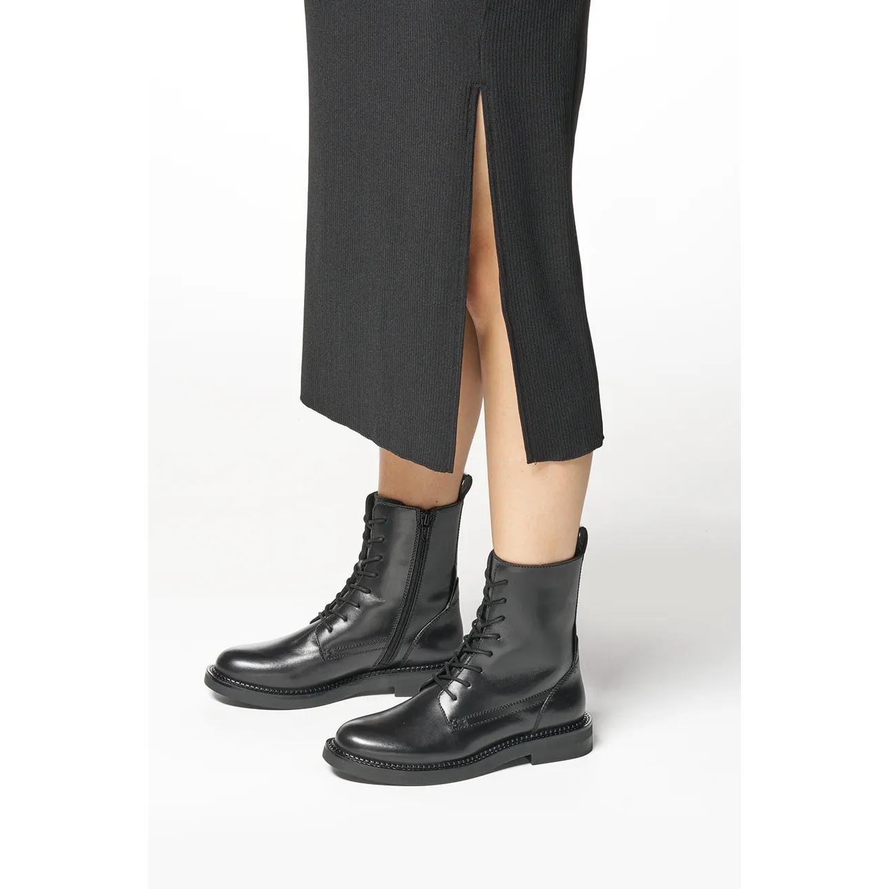 Geox D46WYG 43 C9999 Black D SERILDA G VIT LISCIO