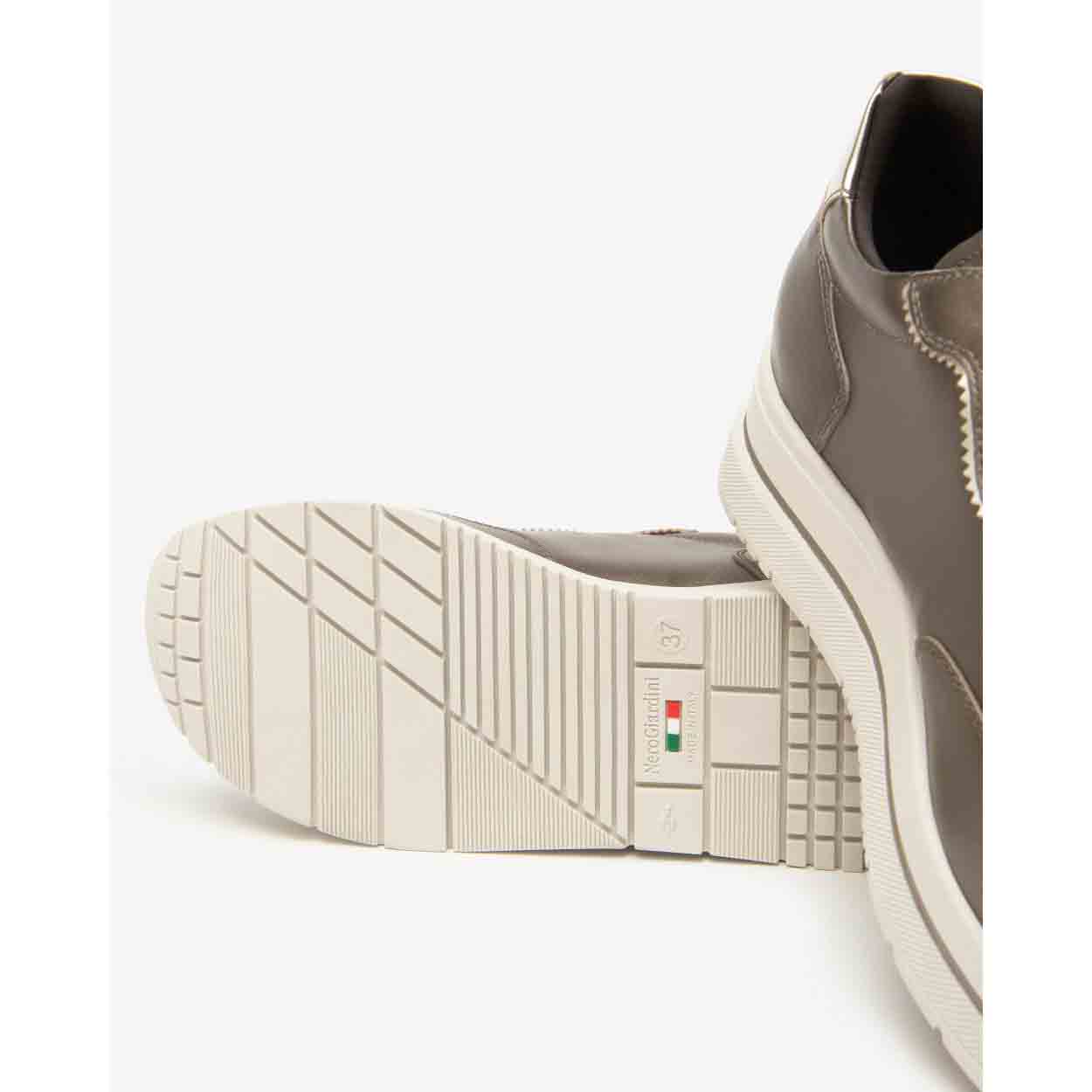 NeroGiardini Sneakers donna in pelle bronzo