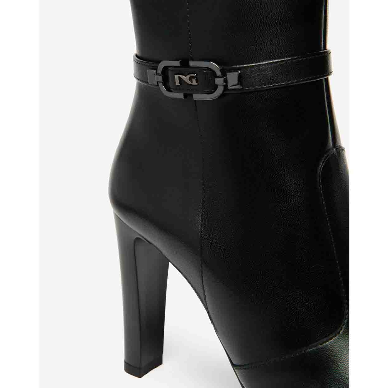 NeroGiardini Stivali Donna in Pelle