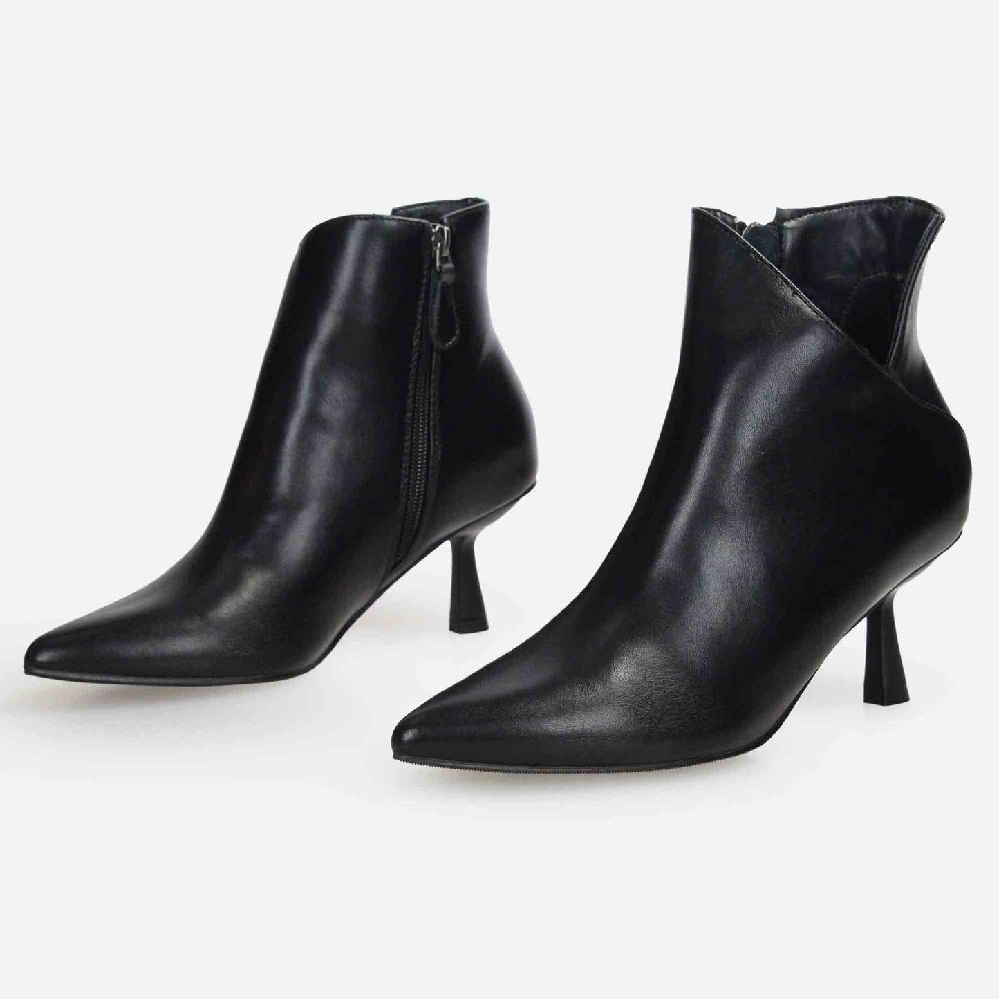 Stivaletti in pelle tacco 65 Nero