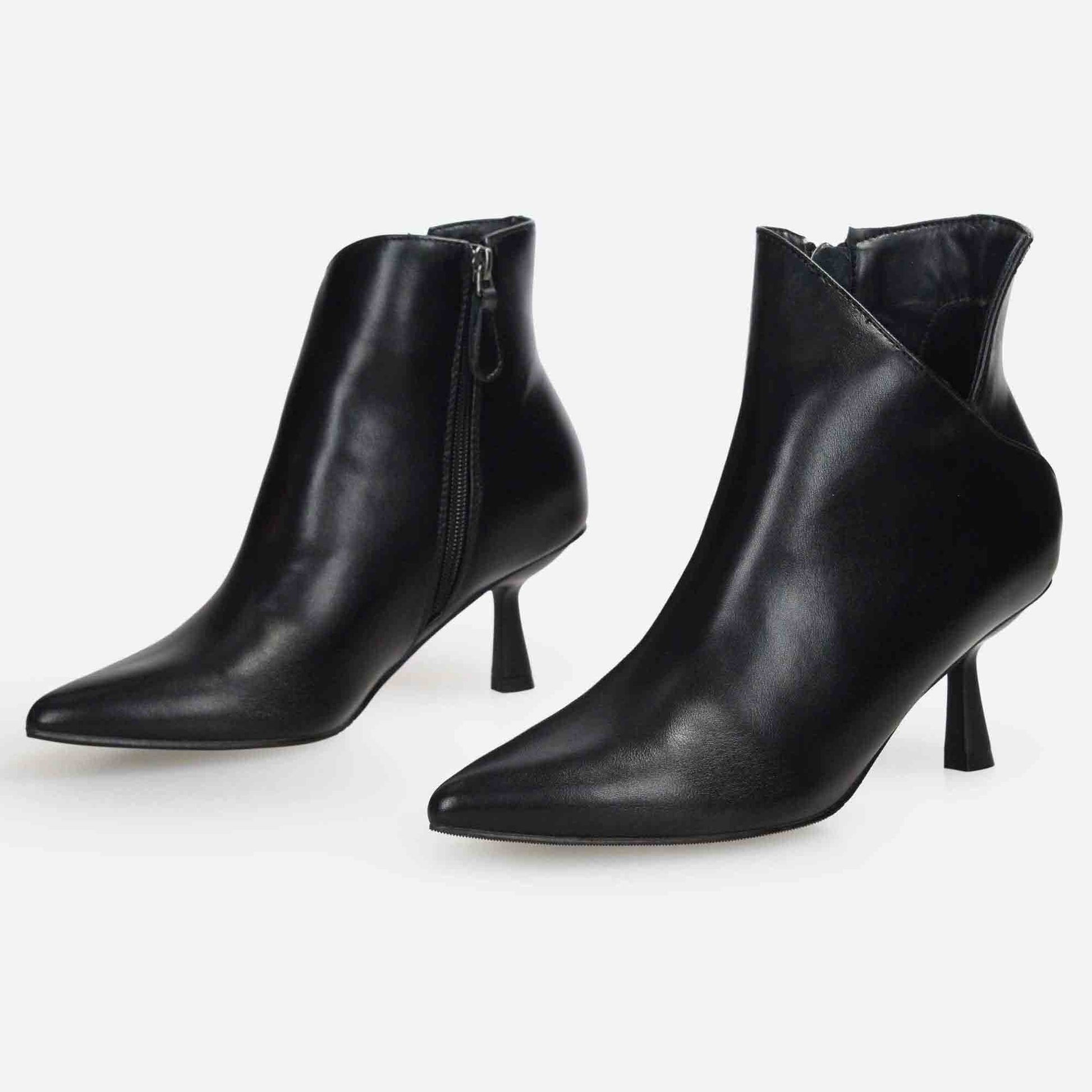 Stivaletti in pelle tacco 65 Nero