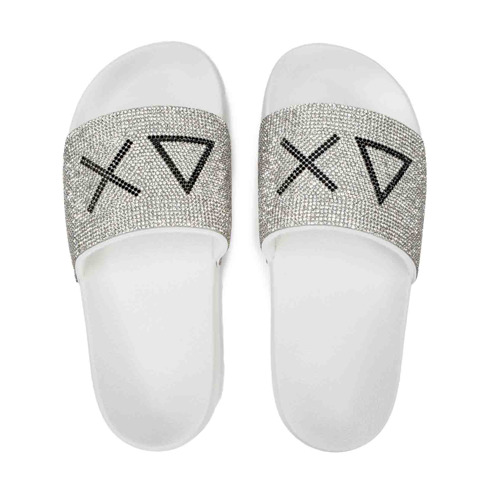 X36211 SLIPPERS STRASS LOGO BIANCO