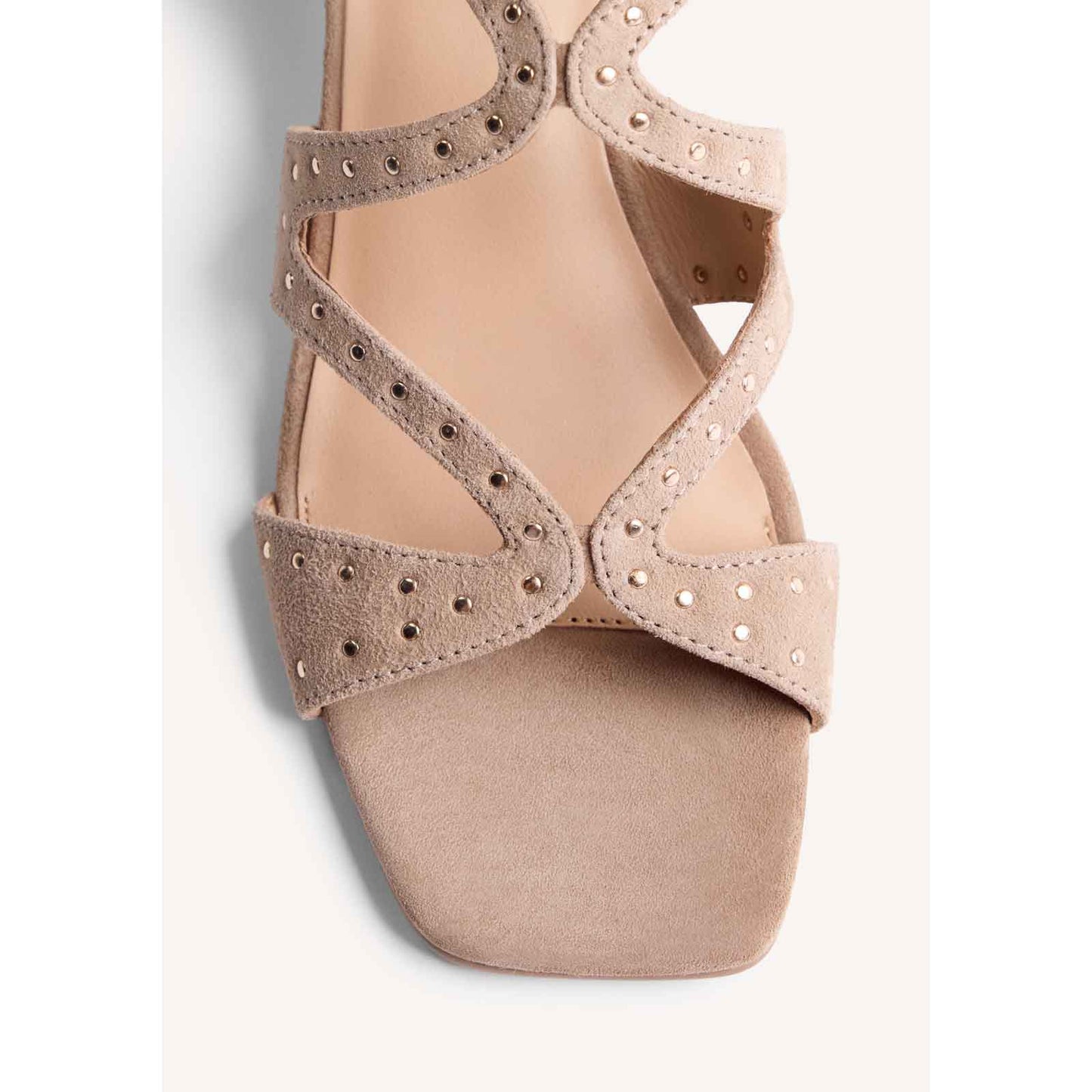Gioseppo sandali con tacco in pelle eborchie Tan