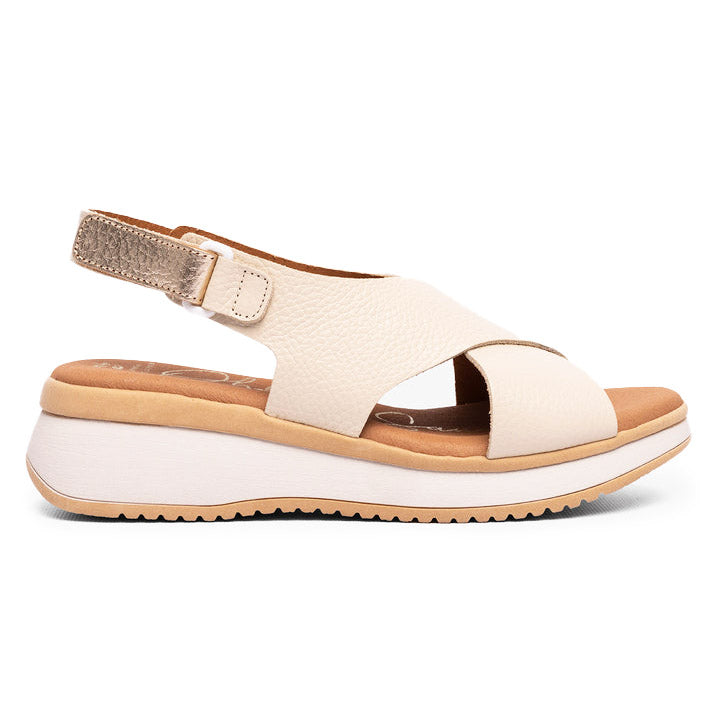 Prignani sandali in pelle con incrocio a strappo in pelle Beige