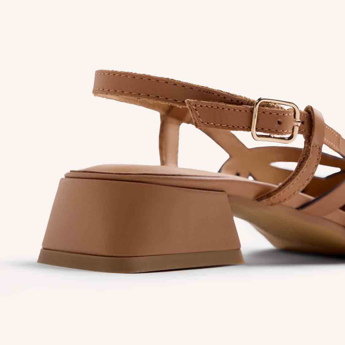 Gioseppo slingback traforate in pelle camel