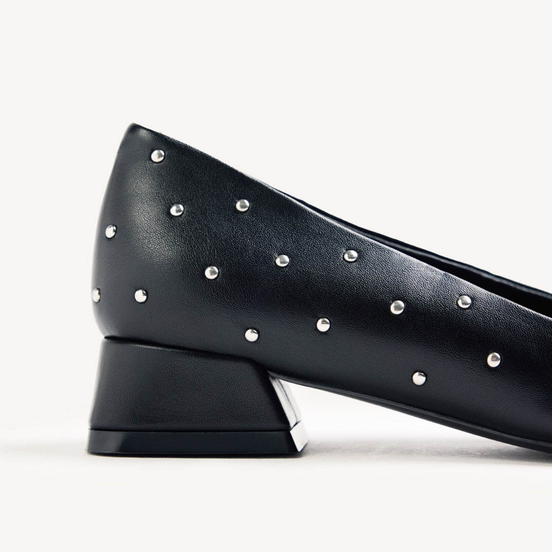 Gioseppo scarpe nere con borchie